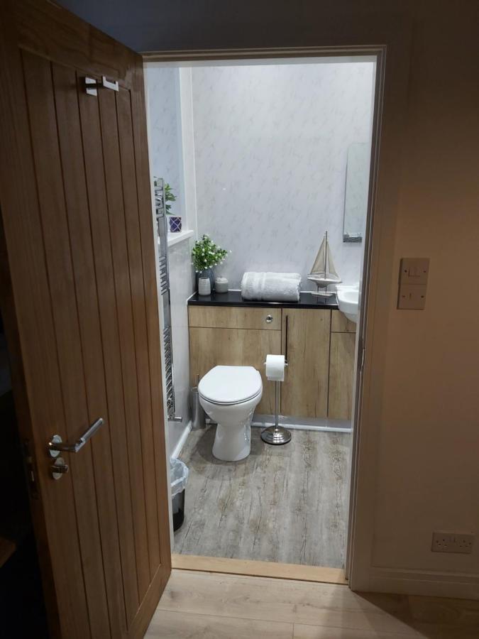 One Bedroom Flat, Very Close To Town Center. Oban Bagian luar foto