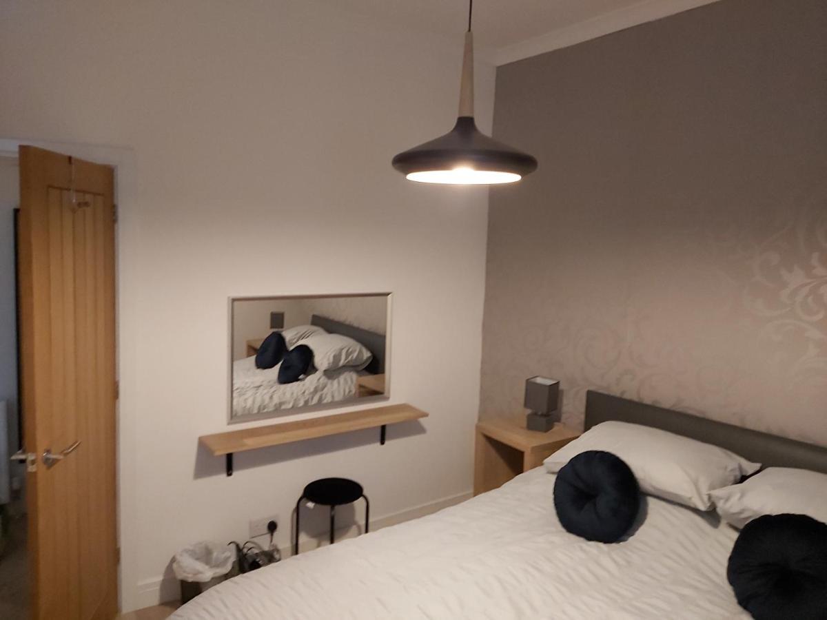One Bedroom Flat, Very Close To Town Center. Oban Bagian luar foto
